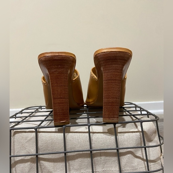 Diba Genuine Leather Shoes - Picture 4 of 9